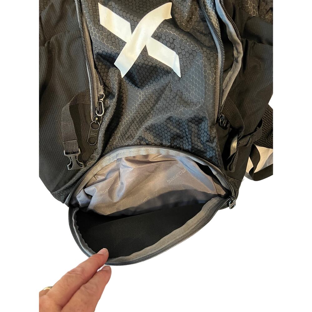 Basecamp Clamshell Hiking Backpack - Picture 2 of 8